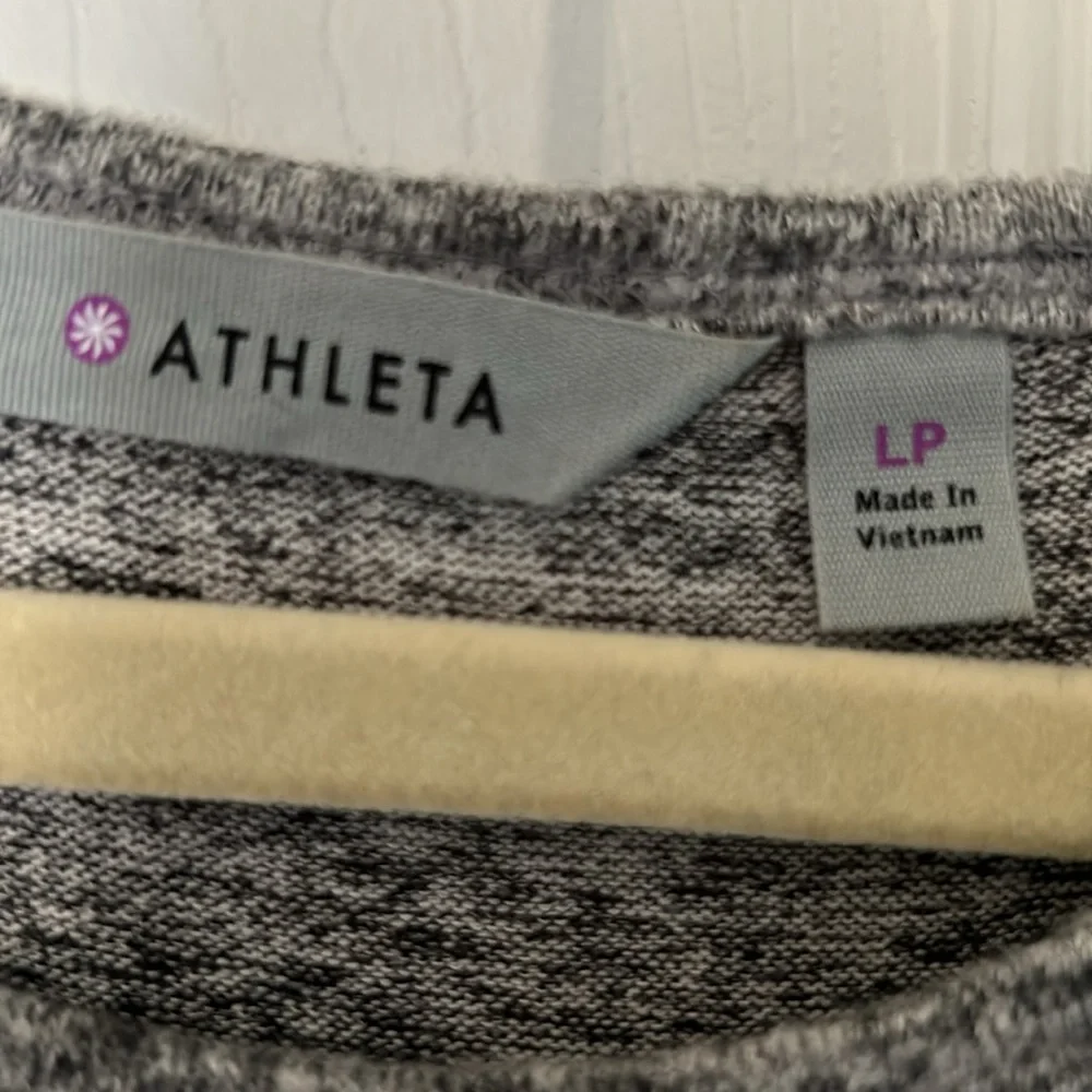 Athleta - Picture 3 of 3